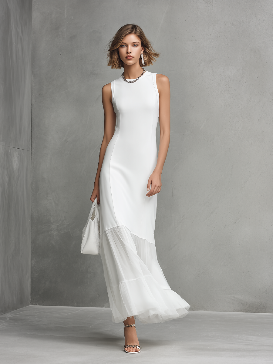 Elegante vestido blanco sin mangas de seda de leche con paneles de gasa
