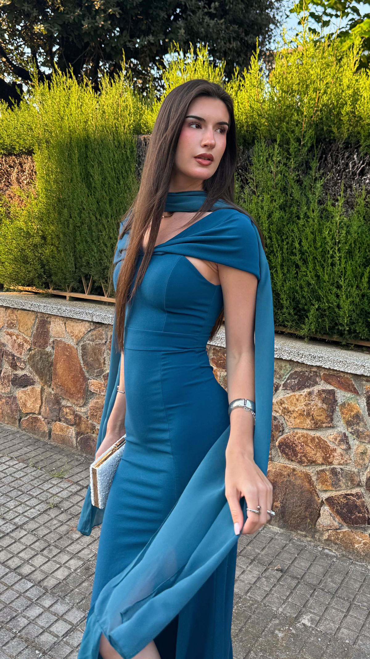 Chal gasa azul petróleo