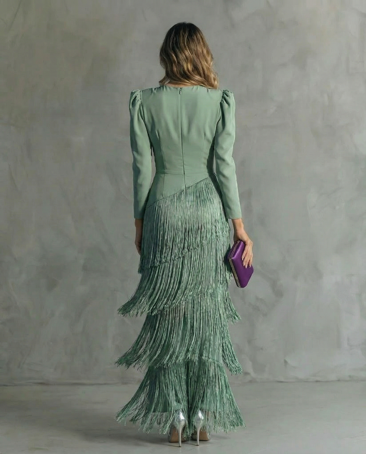 CAMILLA | VESTIDO MIDI ELEGANTE CON MANGAS DE FLECOS