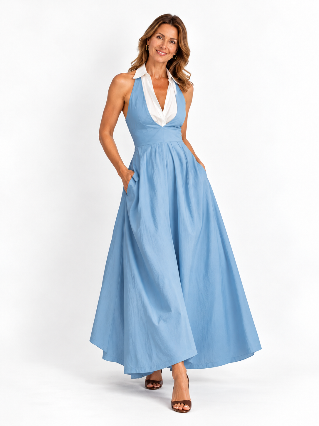 Vestido largo sin mangas azul claro con elegante cuello camisero