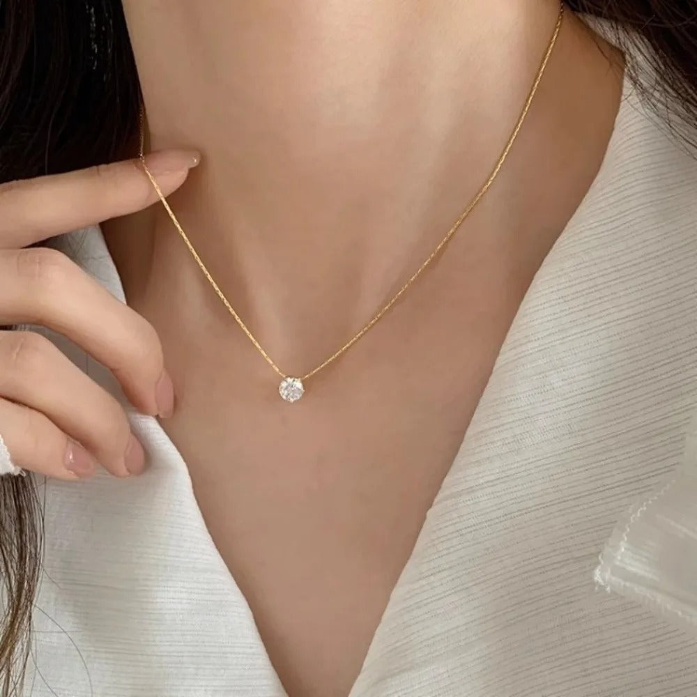 Collar con Piedras de Moissanita