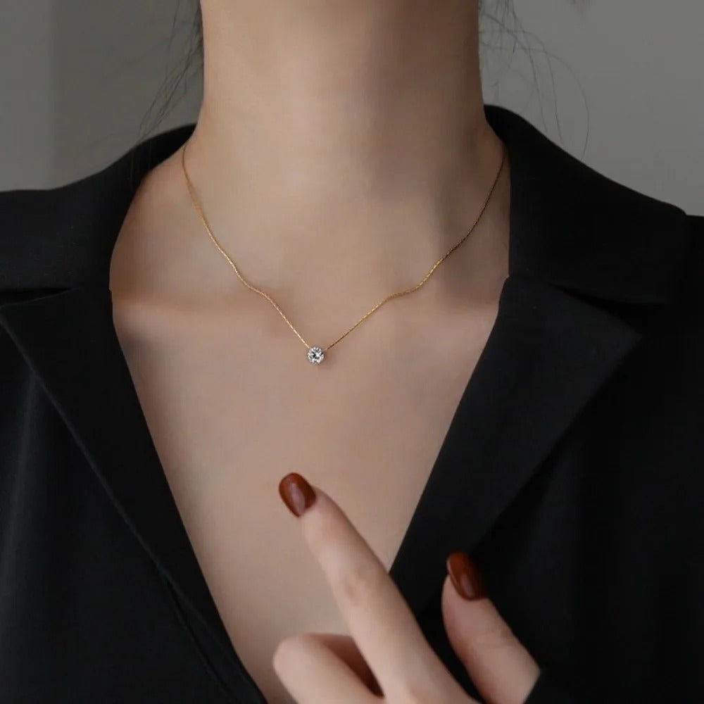 Collar con Piedras de Moissanita