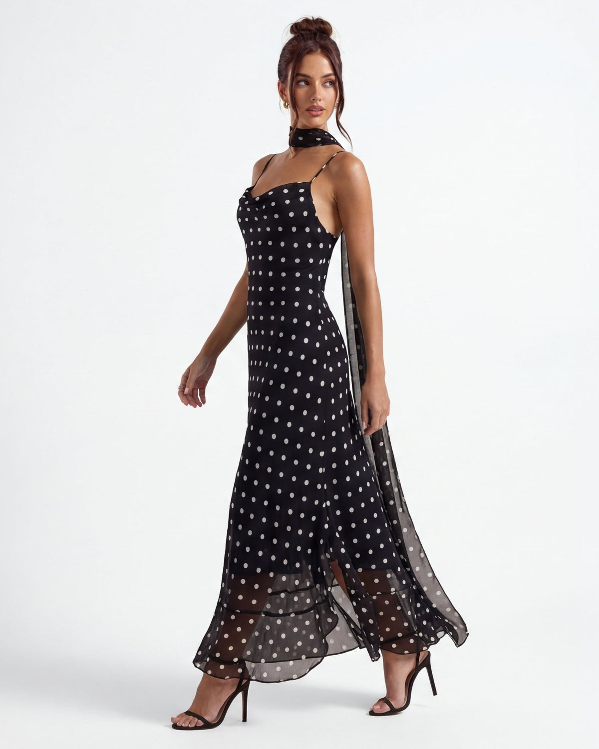 Maxi de lunares negros